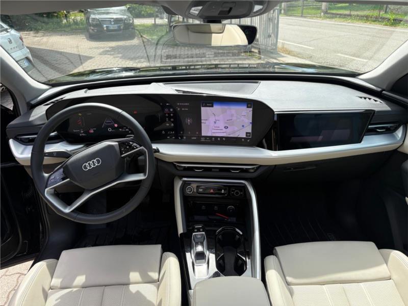 AUDI, Q5