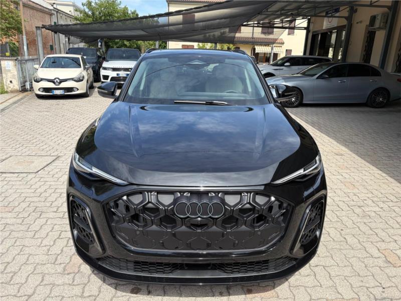 AUDI, Q5