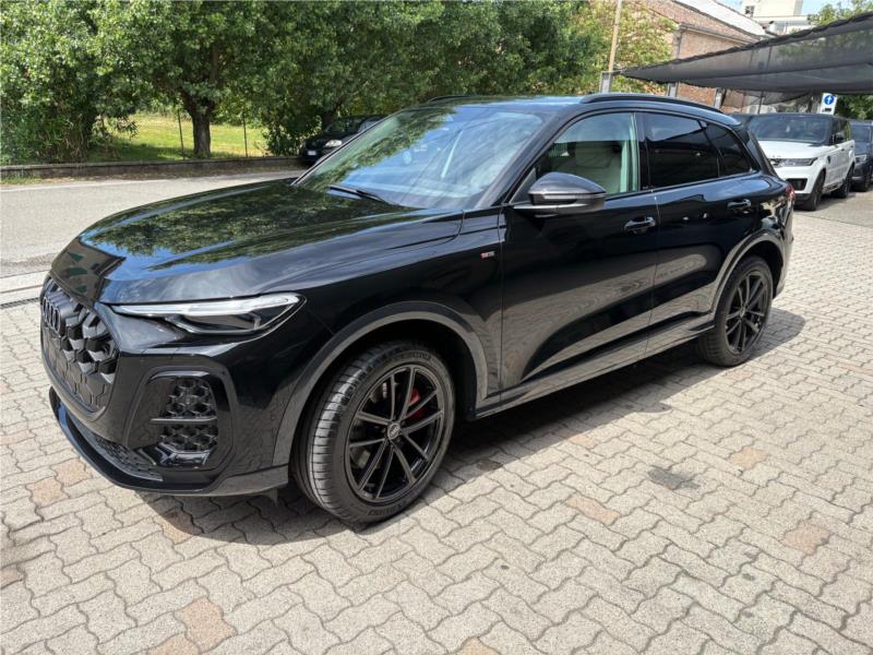 AUDI, Q5