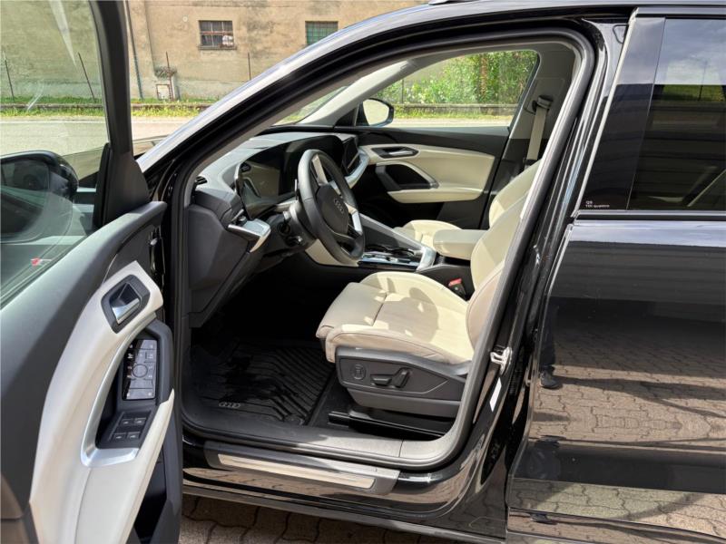 AUDI, Q5