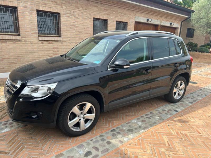 Volkswagen , Tiguan 2.0 16V TDI DPF Sport & Style NAVI SAT