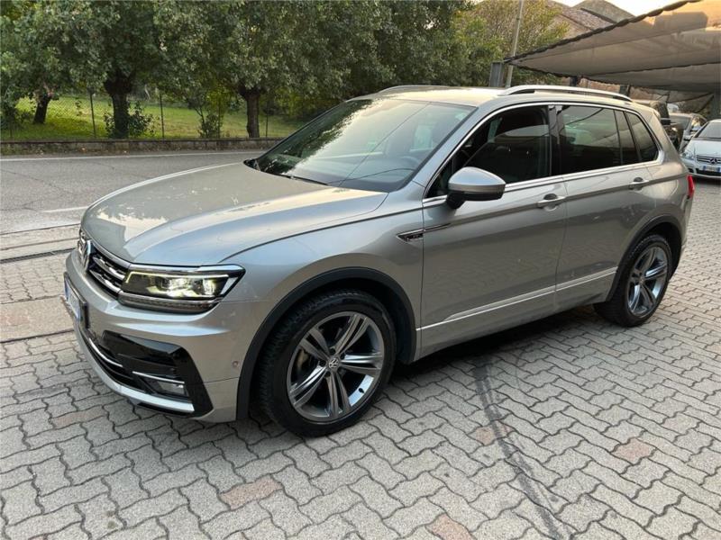 Volkswagen , TIGUAN 2.0 TDI SCR DSG R LINE  NAVI LED PDC CAMERA