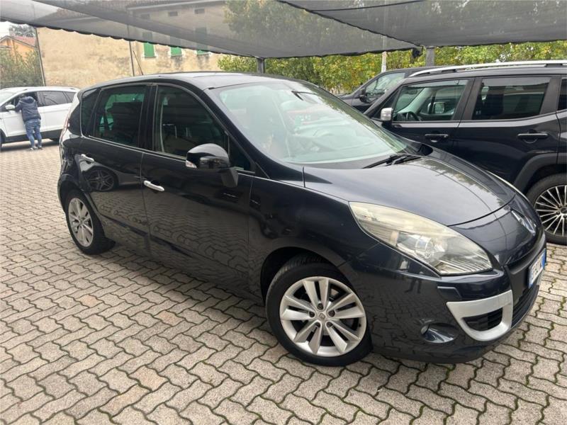 Renault, SCENIC 1.9 dCi 130CV Luxe 5 POSTI