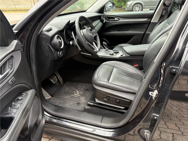 Alfa Romeo, STELVIO 2.2 Turbodiesel 210 CV AT8 Q4 SPORT EDITION PANORAMA