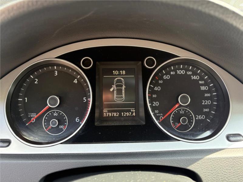 VOLKSWAGEN, PASSAT 1.6 TDI DPF Comf. BlueM. TETTO