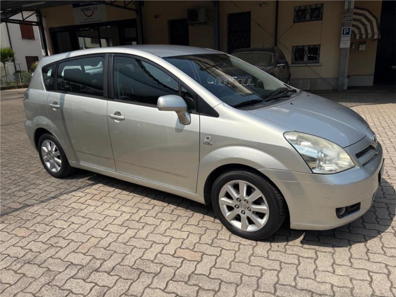 TOYOTA, COROLLA VERSO 2.0 16V D-4D Sol OK NEOPATENATO