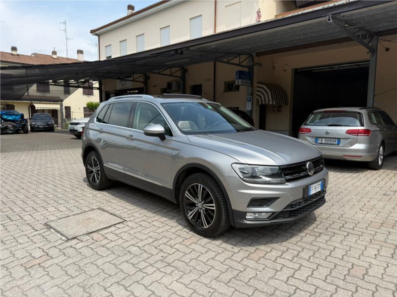 VOLKSWAGEN, TIGUAN 2.0 TDI SCR 4MOTION Business PANORAMA 