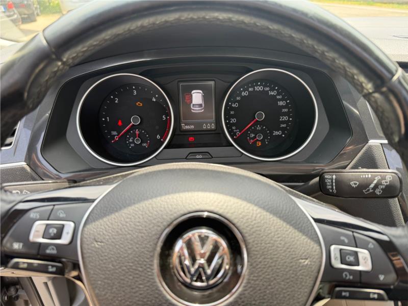VOLKSWAGEN, TIGUAN 2.0 TDI SCR 4MOTION Business PANORAMA 