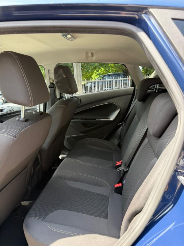 FORD, FIESTA 1.0 80CV 5 porte Black & White OK NEOPATENTATO
