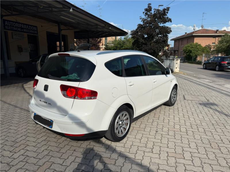 SEAT, ALTEA 1.6 TDI 105 CV CR DPF DSG Style OK NEOPATENTATO