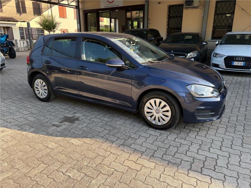 VOLKSWAGEN, GOLF 1.6 TDI 90 CV 5p.CONFORT BlueMotion OK NEOPATENTAT