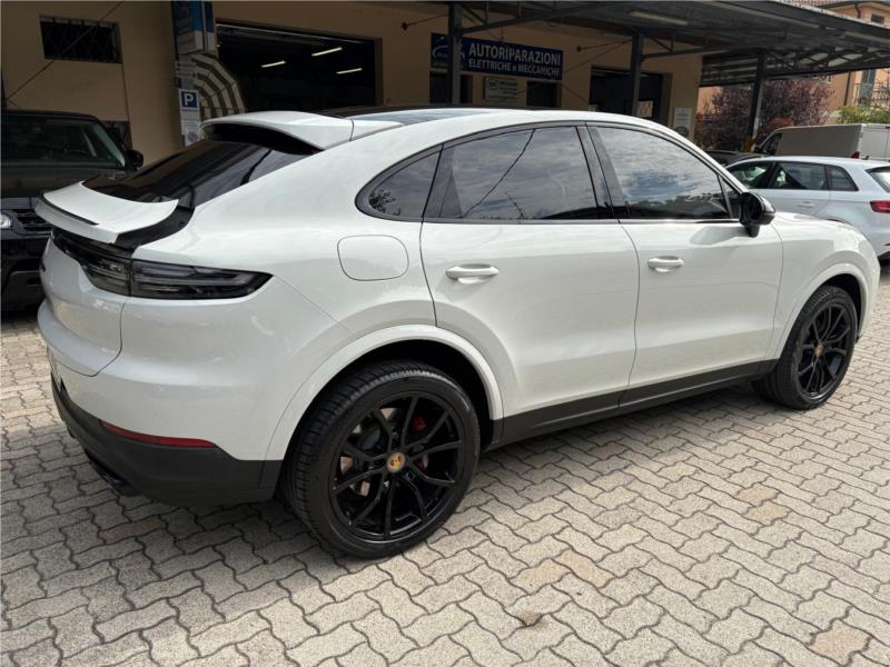 PORSCHE, CAYENNE Coupé 3.0 V6 E-Hybrid PANORAMA GANCIO