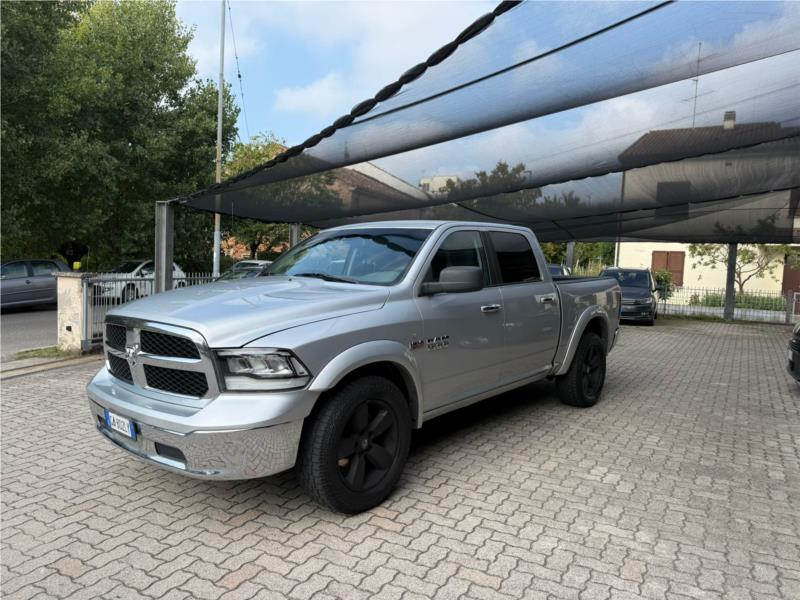 DODGE, RAM 1500 LARAMIE 5.7 HEMI 6 POSTI