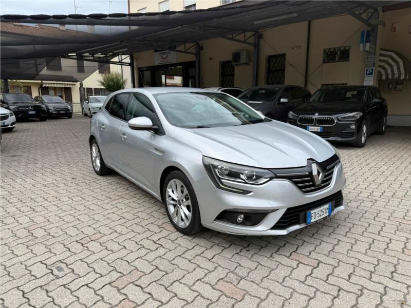 Renault, Mégane dCi 8V 110 CV EDC Energy Bose OK NEOPATENTATO
