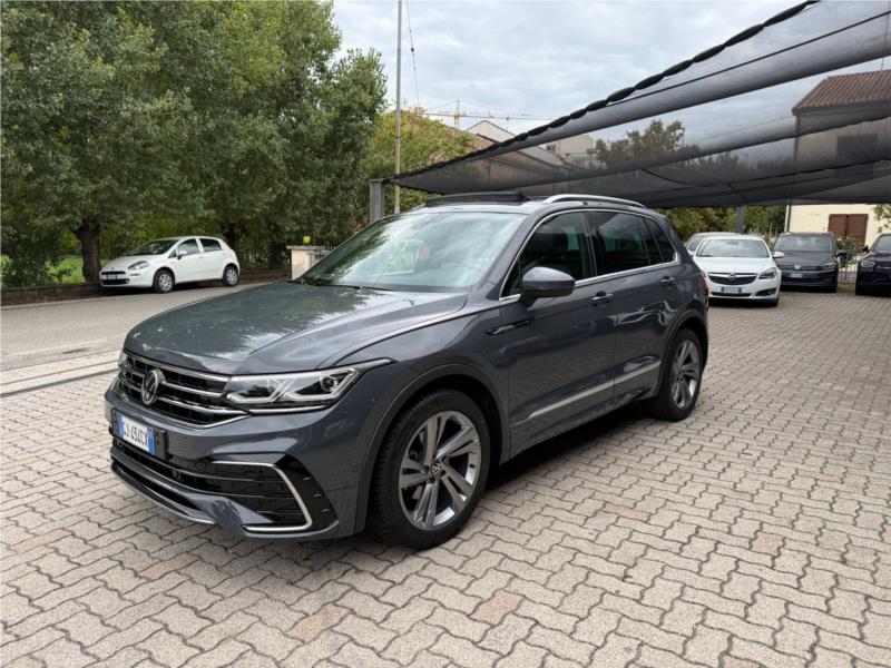 VOLKSWAGEN, TIGUAN 2.0 TDI 150 CV SCR DSG R-Line PANORAMA