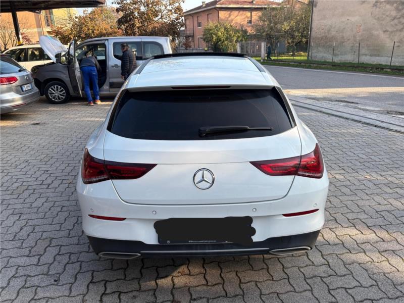 MERCEDES, CLA 180 d Premium AMG PANORAMA OK NEOPATENTATO