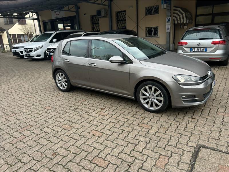 VOLKSWAGEN, Golf 5p 1.6 tdi Highline dsg OK NEOPATENTATO