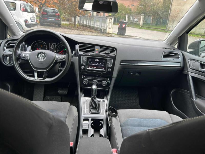 VOLKSWAGEN, Golf 5p 1.6 tdi Highline dsg OK NEOPATENTATO