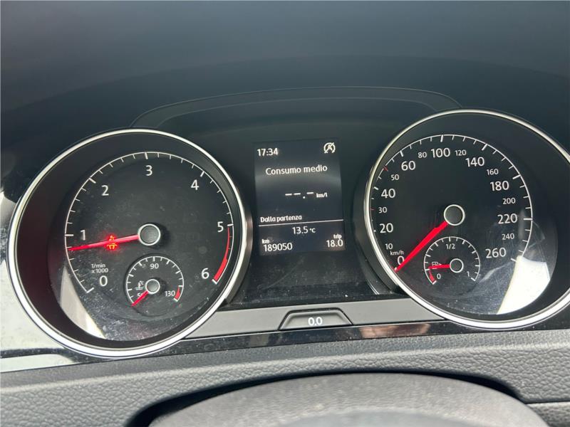 VOLKSWAGEN, Golf 5p 1.6 tdi Highline dsg OK NEOPATENTATO