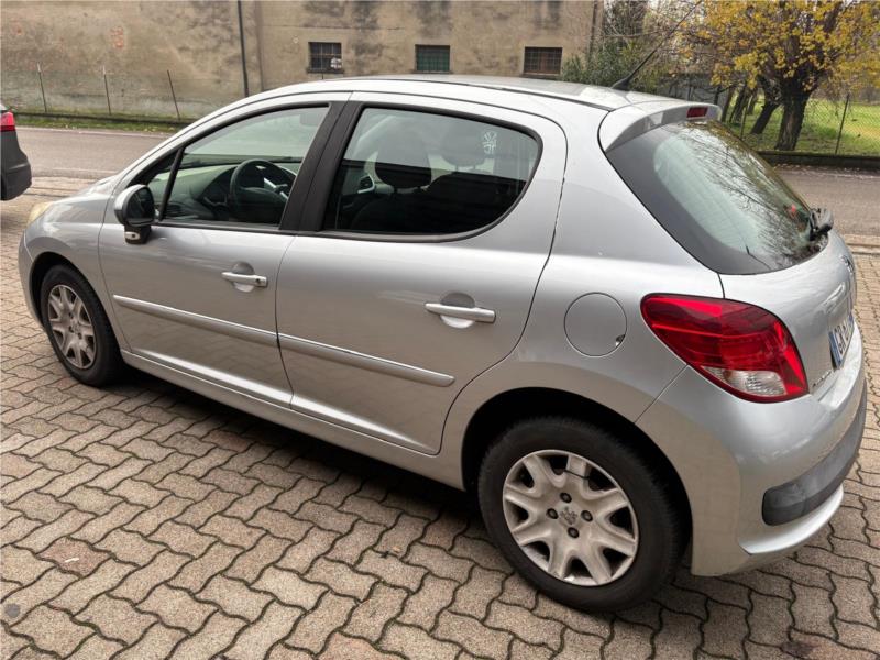 PEUGEOT, 207 5p 1.4 hdi 8v Plus 70cv