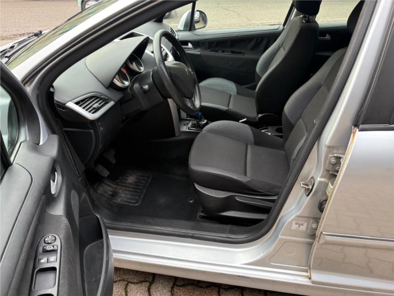 PEUGEOT, 207 5p 1.4 hdi 8v Plus 70cv