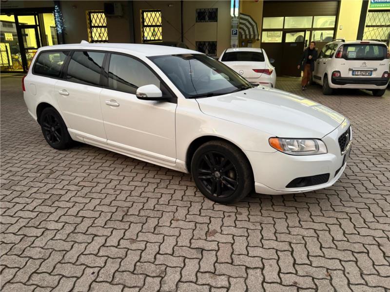 VOLVO, V70 2.4 d5 Summum 185cv