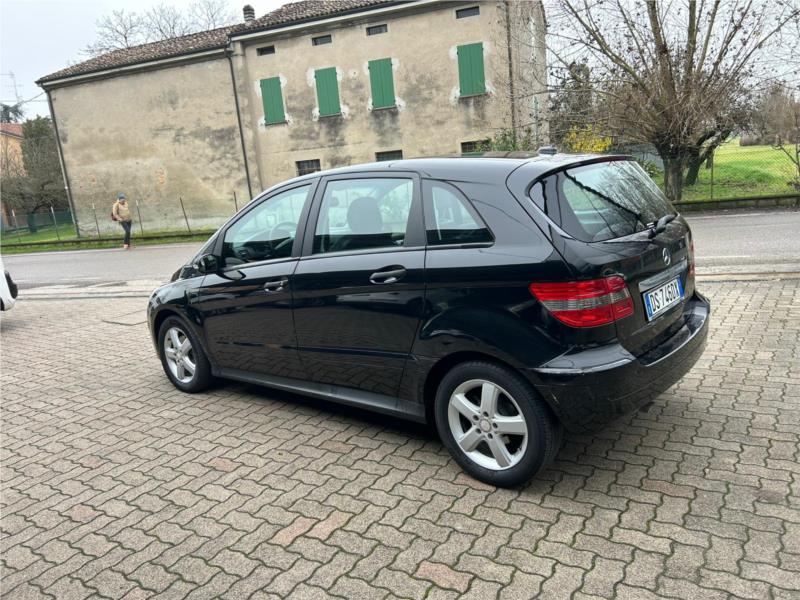 MERCEDES, B 180 cdi Sport OK NEOPATENTATO