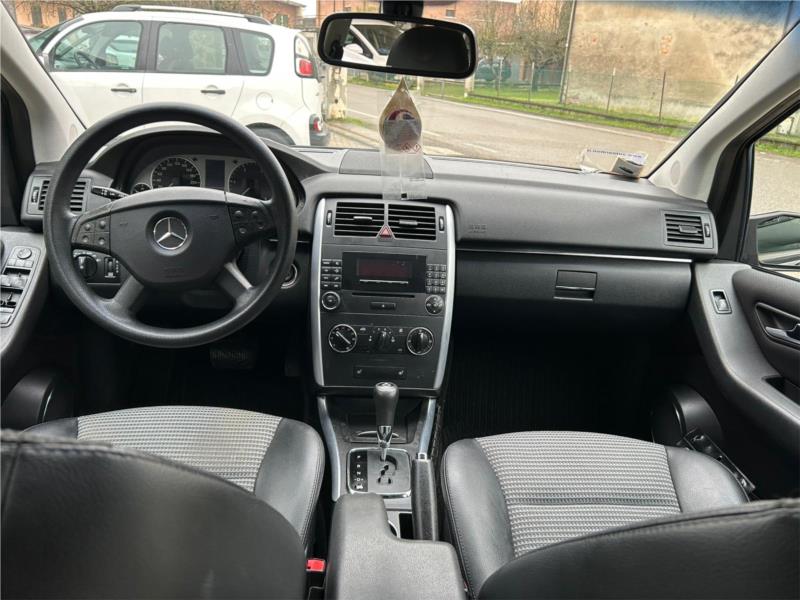 MERCEDES, B 180 cdi Sport OK NEOPATENTATO