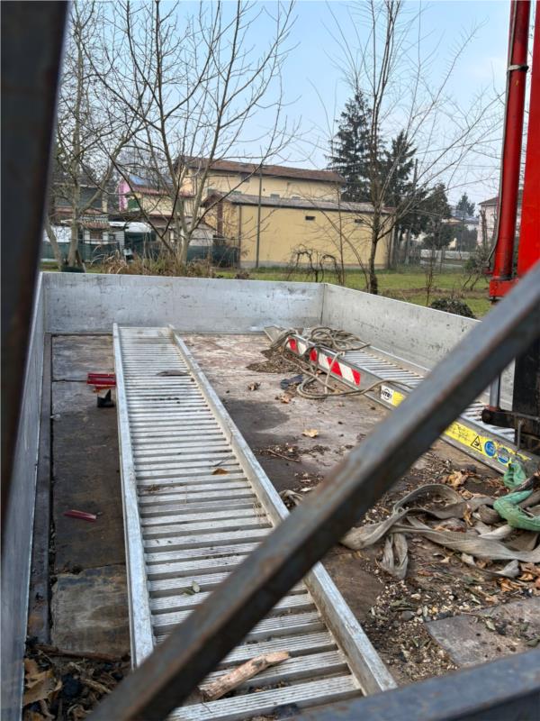 IVECO , Daily 35 CASSONE 3 METRI CON GRU