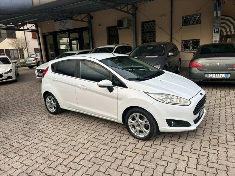 FORD, Fiesta 5p 1.5 tdci Titanium 75cv E6 OK NEOPATENTATO