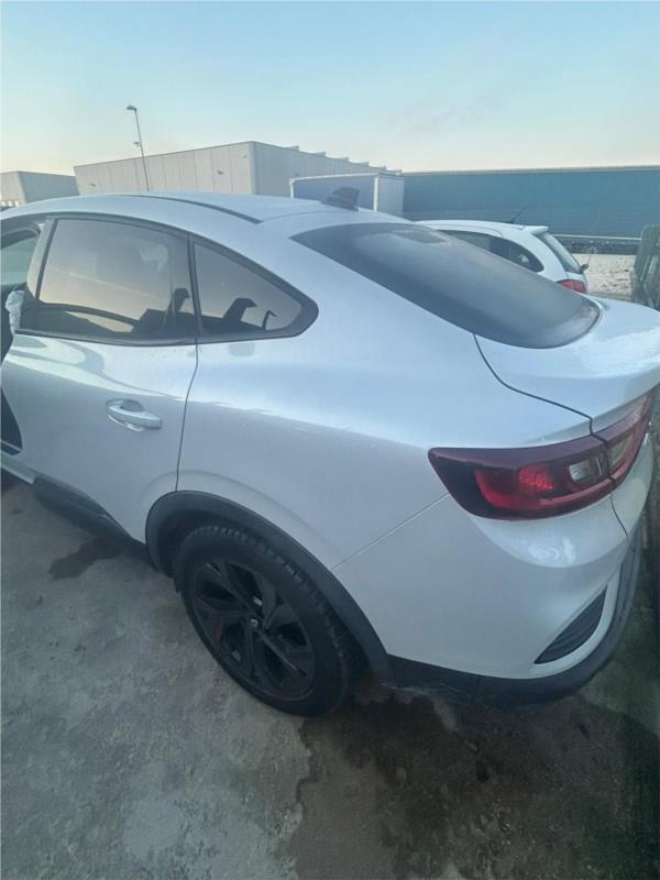 Renault, Arkana 1.6 E-Tech full hybrid R.S. Line 145cv INIDENTATA