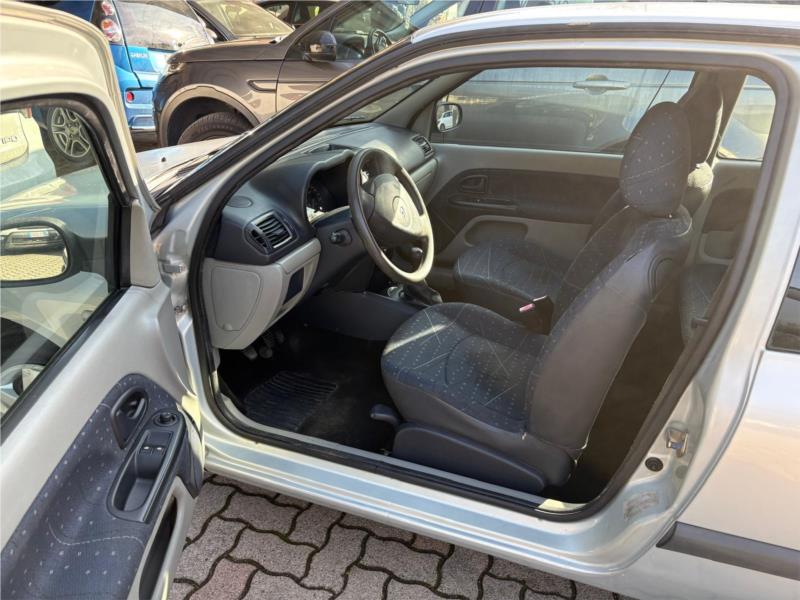 Renault, Clio 3p 1.5 dci 80cv OK NEOPATENTATO