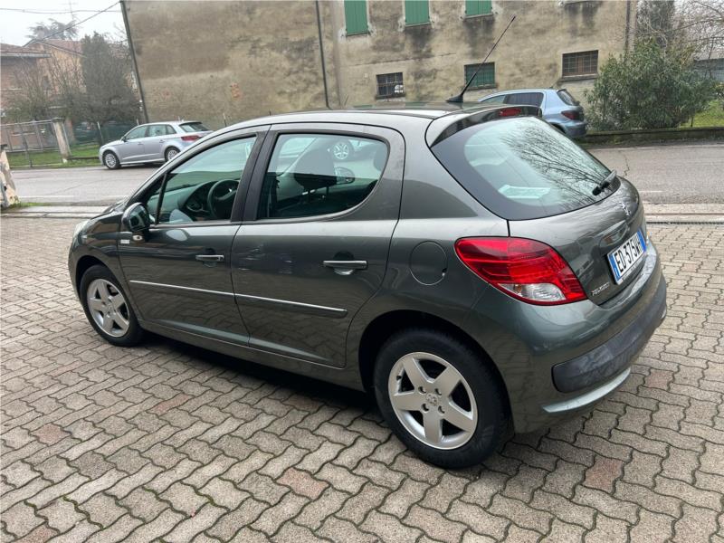 PEUGEOT, 207 5p 1.4 hdi OK NEOPATENTATO