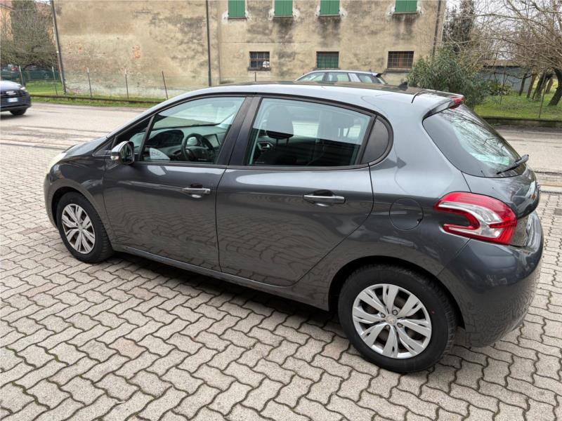 PEUGEOT, 208 5p 1.4 hdi 8v OK NEOPATENTATO