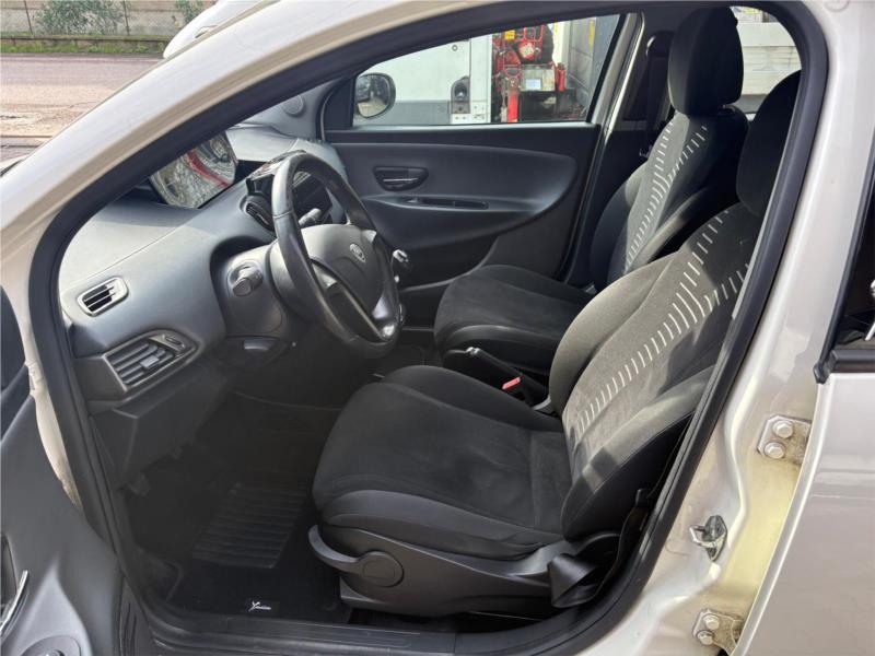 LANCIA, Ypsilon 1.2 8v Platinum 69cv OK NEOPATENTATO