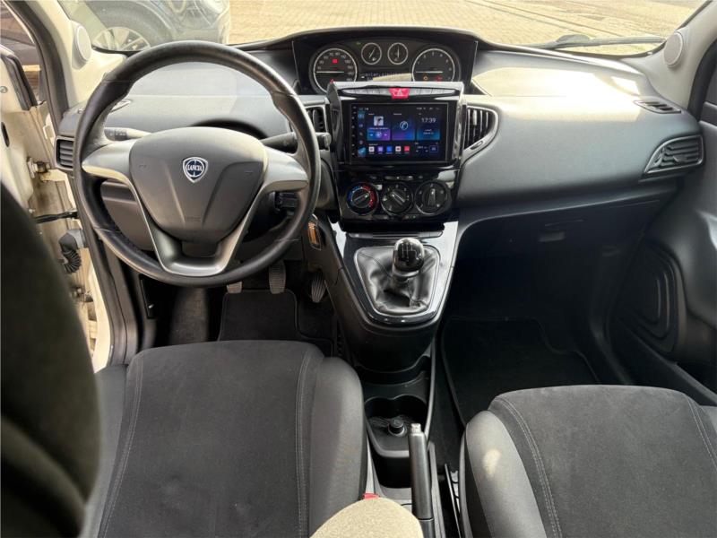 LANCIA, Ypsilon 1.2 8v Platinum 69cv OK NEOPATENTATO