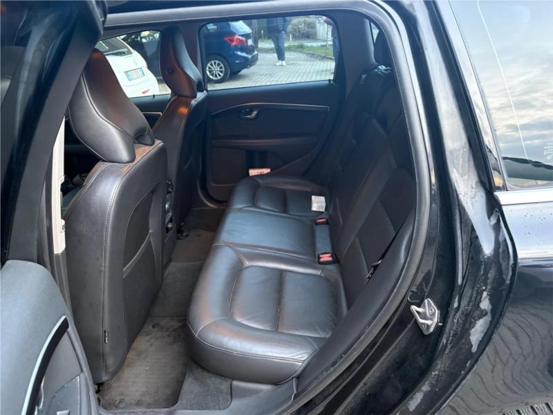 VOLVO, V70 2.0 d4 Momentum 181cv geartronic TETTO APRIBILE