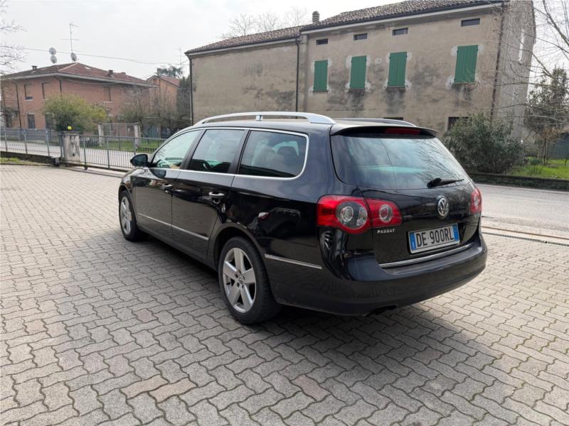 VOLKSWAGEN, Passat SW 2.0 tdi Sportline dsg