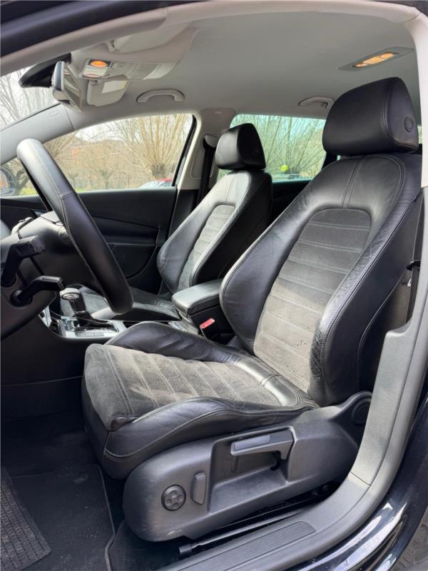 VOLKSWAGEN, Passat SW 2.0 tdi Sportline dsg