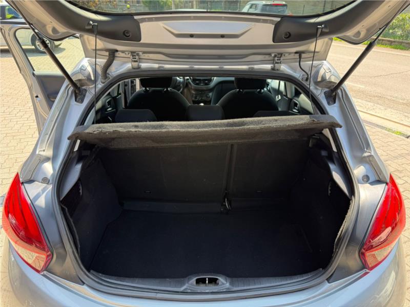 PEUGEOT, 208 5p 1.5 bluehdi GT Line s&s 100cv OK NEOPATENTATO