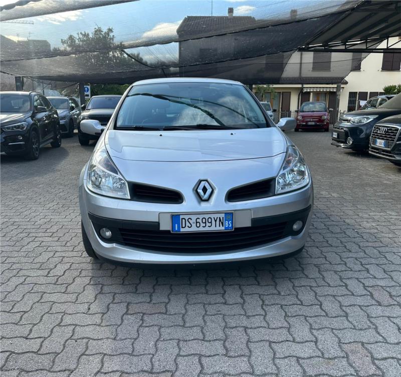 Renault, Clio 5p 1.5 dci AUTOMATICO OK NEOPATENTATO