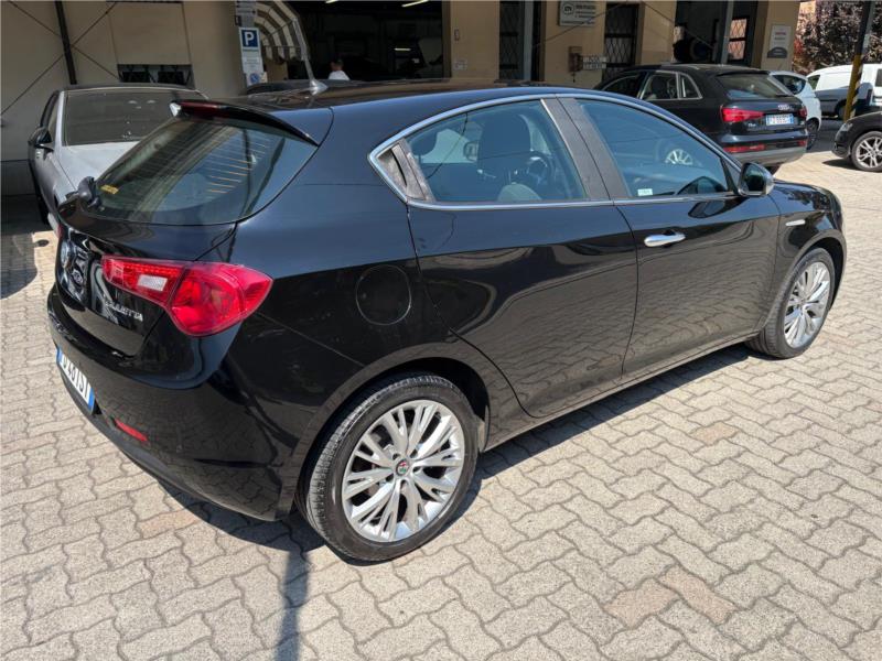 Alfa Romeo, Giulietta 1.6 jtdm Super 120cv tct AUTOMATICO OK NEOPATENTATO