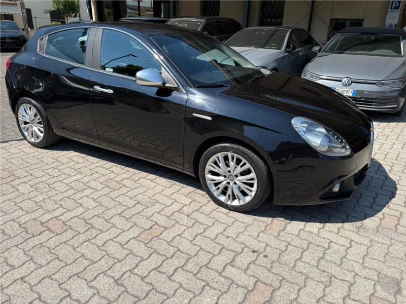 Alfa Romeo, Giulietta 1.6 jtdm Super 120cv tct AUTOMATICO OK NEOPATENTATO