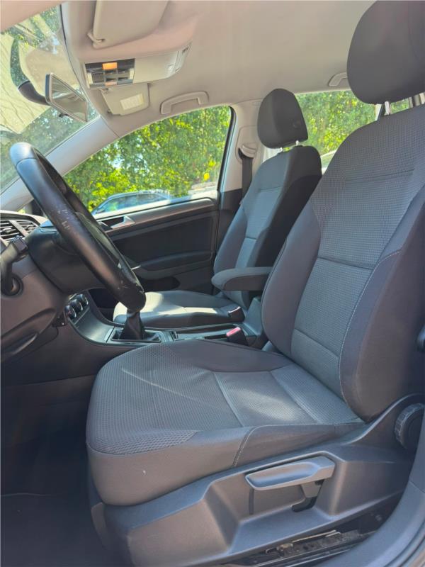 VOLKSWAGEN, Golf 5p 1.6 tdi Comfortline OK NEOPATENTATO
