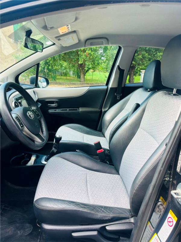 TOYOTA, Yaris 5p 1.0 Lounge OK NEOPATENTATO