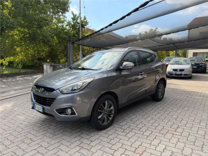 Hyundai, IX 35 2.0 crdi Xpossible 4wd AUTOMATICO OK NEOPATENTATO