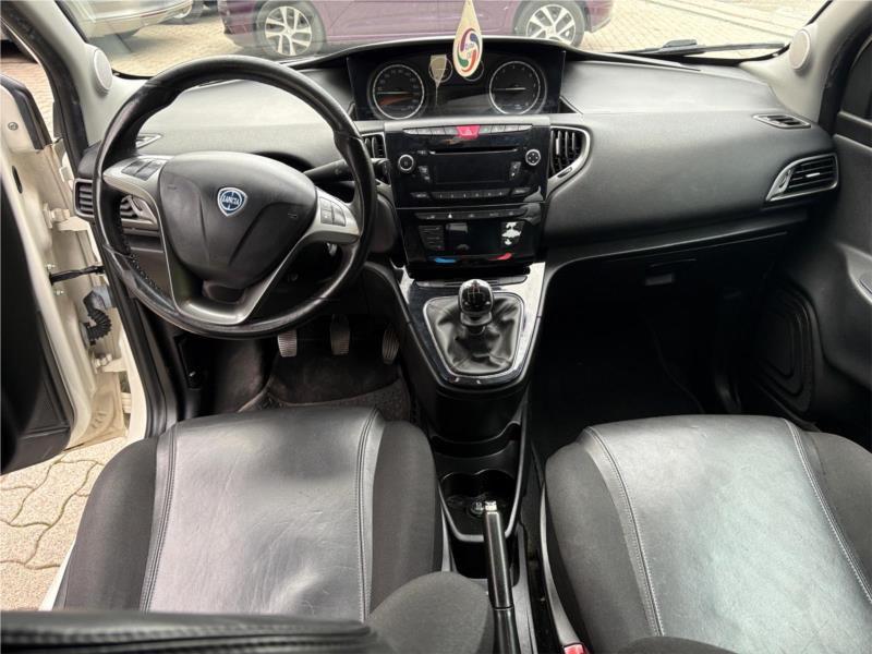 LANCIA, Ypsilon 1.2 8v Silver 69cv OK NEOPATENTATO