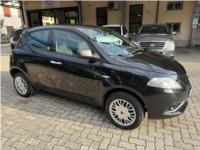 LANCIA, YPSILON  0.9 TwinAir 85 CV porte Metano  Silver OK NEOPATEN