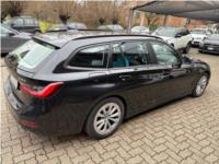 BMW, 318d Touring Business DIGITAL COCKPIT