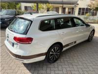 VOLKSWAGEN, PASSAT SW 2.0 tdi Highline 150cv NAVI LED PDC IVA DEDUCIBILE